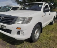 clean-toyota-hilux-for-sale-small-2