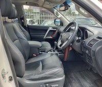 toyota-prado-diesel-2015-small-2