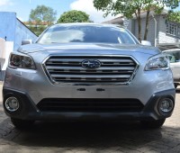 2015-subaru-outback-small-9