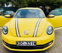 volkswagen-beetle-tsi-small-0