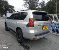 toyota-prado-small-6