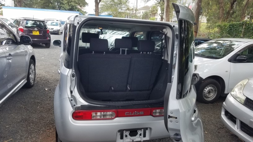 nissan-cube-big-4