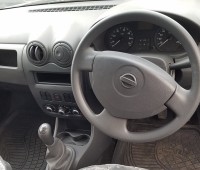 nissan-np200-pick-up-small-3