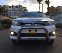 toyota-fortuner-small-6