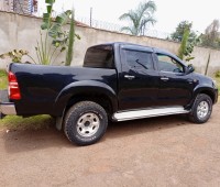 toyota-hilux-for-sale-small-0