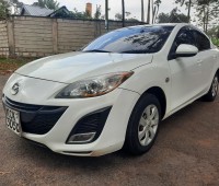 mazda-axella-small-3