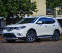 nissan-x-trail-2014-sv-premium-pearl-white-small-3