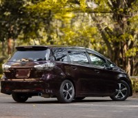 toyota-wish-2014-brown-small-3