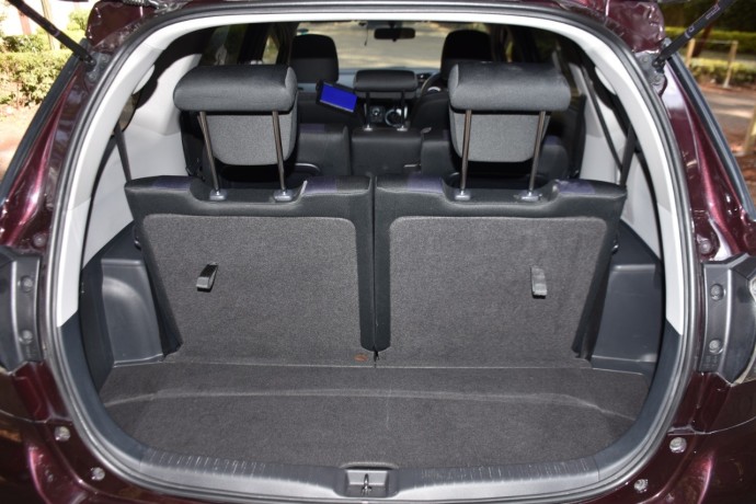 toyota-wish-2014-brown-big-6