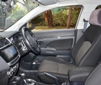 mitsubishi-rvr-2015-white-small-4