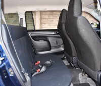 toyota-succeed-2015-blue-small-8