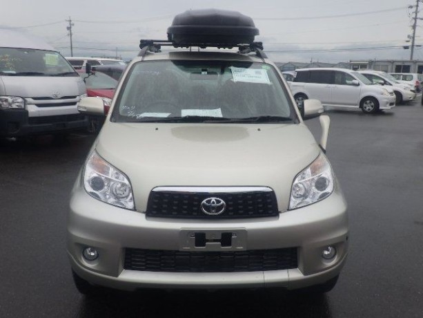 toyota-rush-2014-silver-big-0