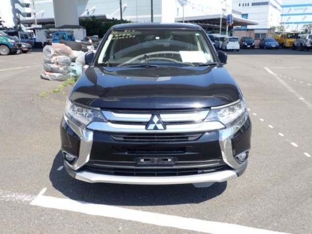 mitsubihi-outlander-2015-black-big-1