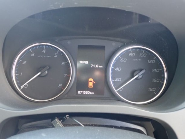 mitsubihi-outlander-2015-black-big-6