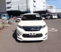 toyota-harrier-2015-white-small-2